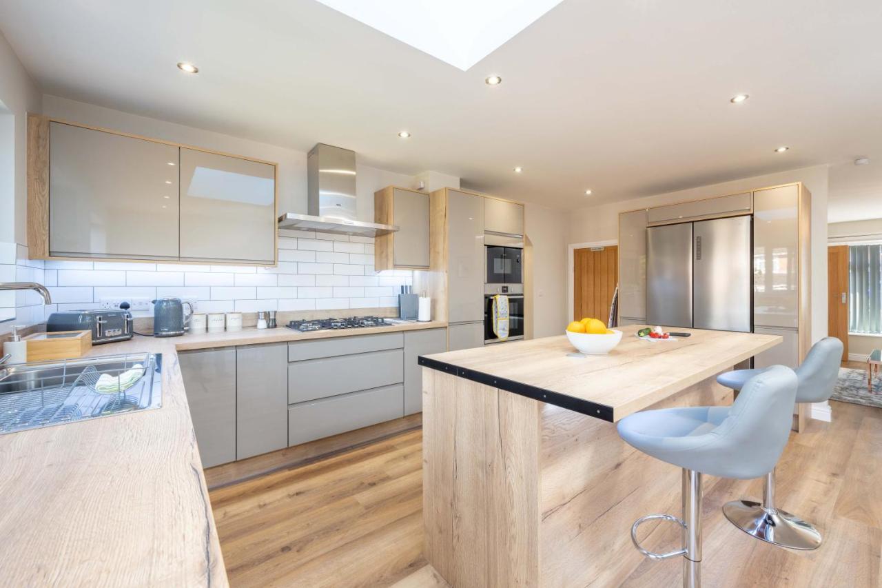 The Oaklands - Luxury Spacious 6-Bed, Near Solihull, Birmingham City, Jlr, Nec, Airport, Resorts World, Hs2 Exterior photo