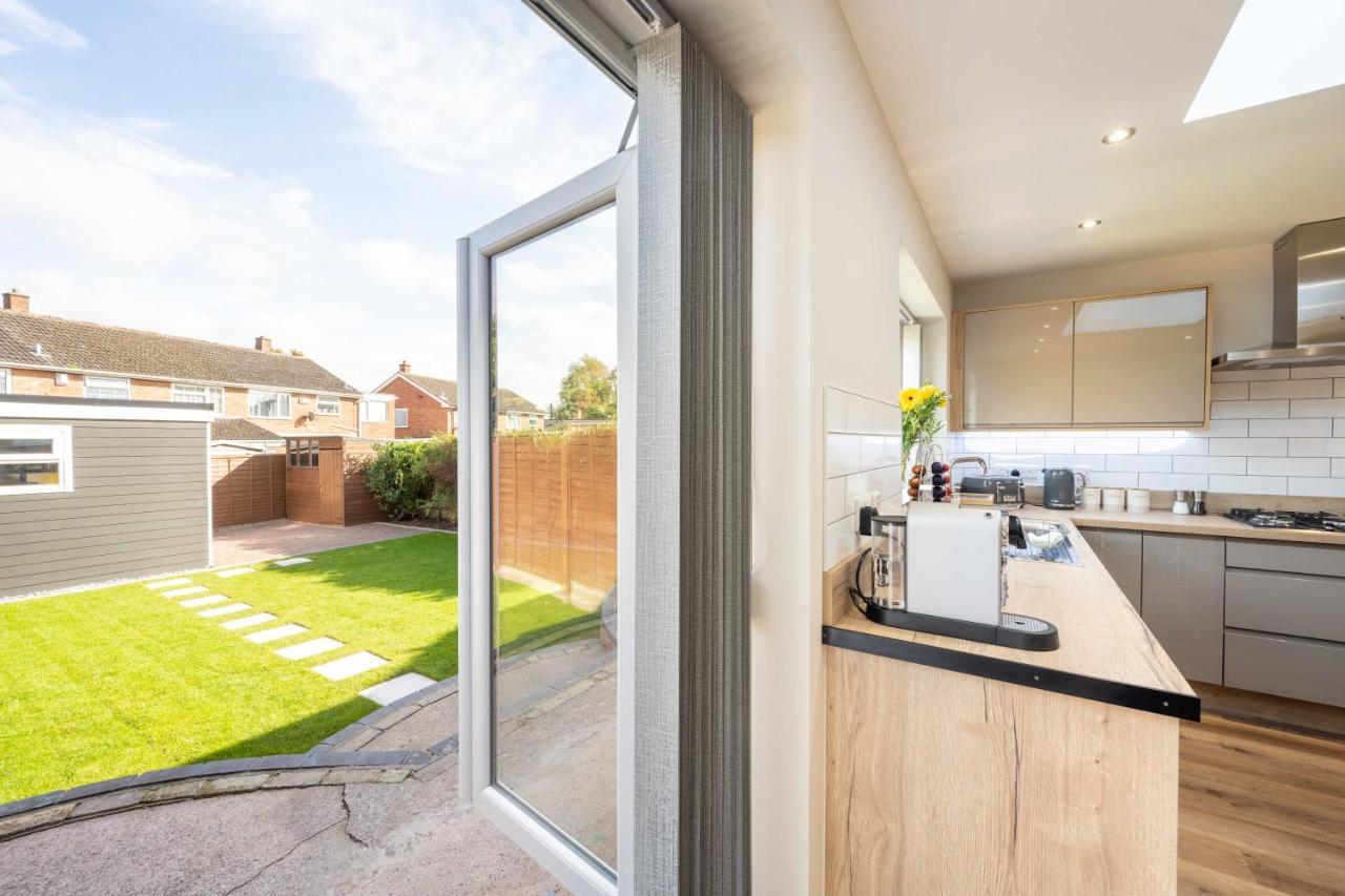 The Oaklands - Luxury Spacious 6-Bed, Near Solihull, Birmingham City, Jlr, Nec, Airport, Resorts World, Hs2 Exterior photo