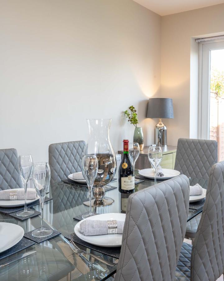 The Oaklands - Luxury Spacious 6-Bed, Near Solihull, Birmingham City, Jlr, Nec, Airport, Resorts World, Hs2 Exterior photo