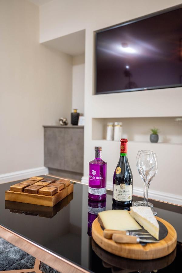 The Oaklands - Luxury Spacious 6-Bed, Near Solihull, Birmingham City, Jlr, Nec, Airport, Resorts World, Hs2 Exterior photo