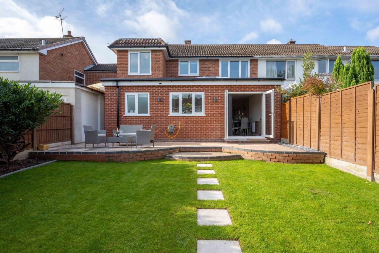 The Oaklands - Luxury Spacious 6-Bed, Near Solihull, Birmingham City, Jlr, Nec, Airport, Resorts World, Hs2 Exterior photo