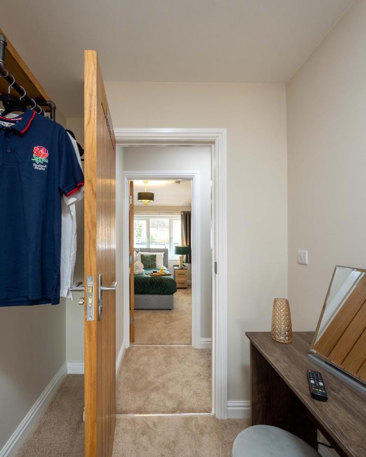 The Oaklands - Luxury Spacious 6-Bed, Near Solihull, Birmingham City, Jlr, Nec, Airport, Resorts World, Hs2 Exterior photo