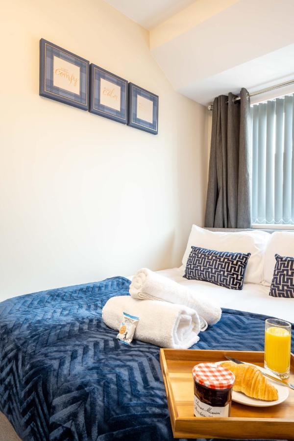The Oaklands - Luxury Spacious 6-Bed, Near Solihull, Birmingham City, Jlr, Nec, Airport, Resorts World, Hs2 Exterior photo